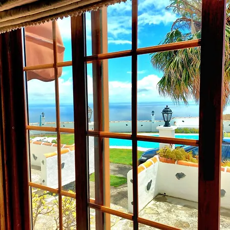 בית כפרי Simon